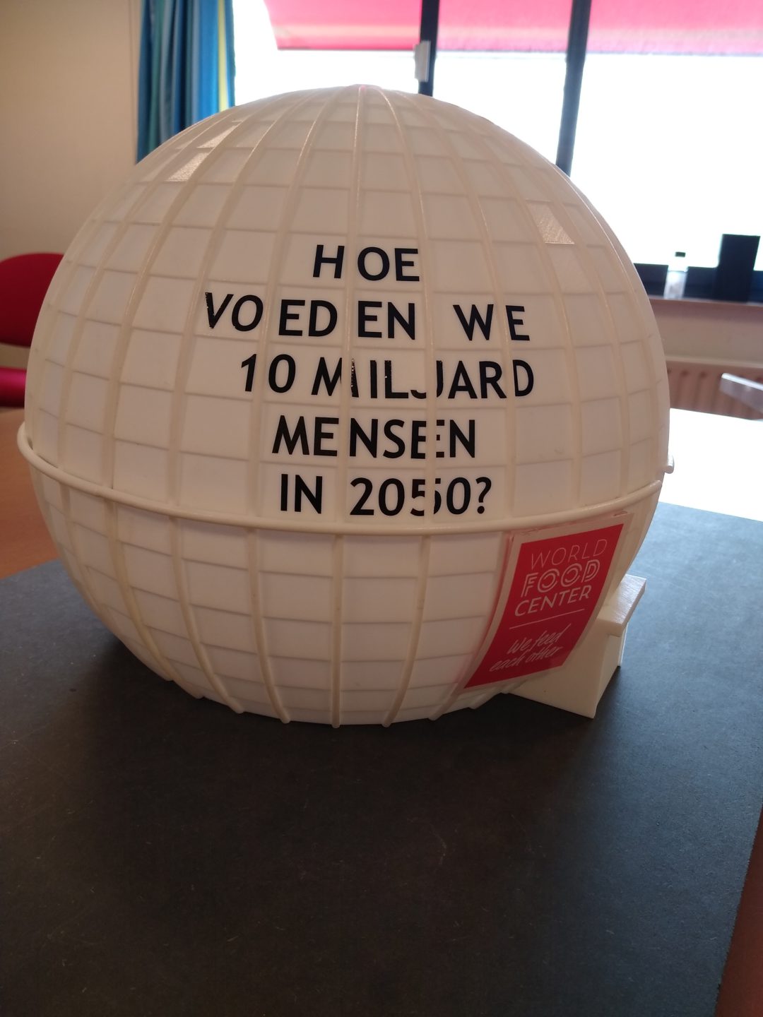 Modelleren, 3D Printen en samenstellen van Stingerbol voor Floriade